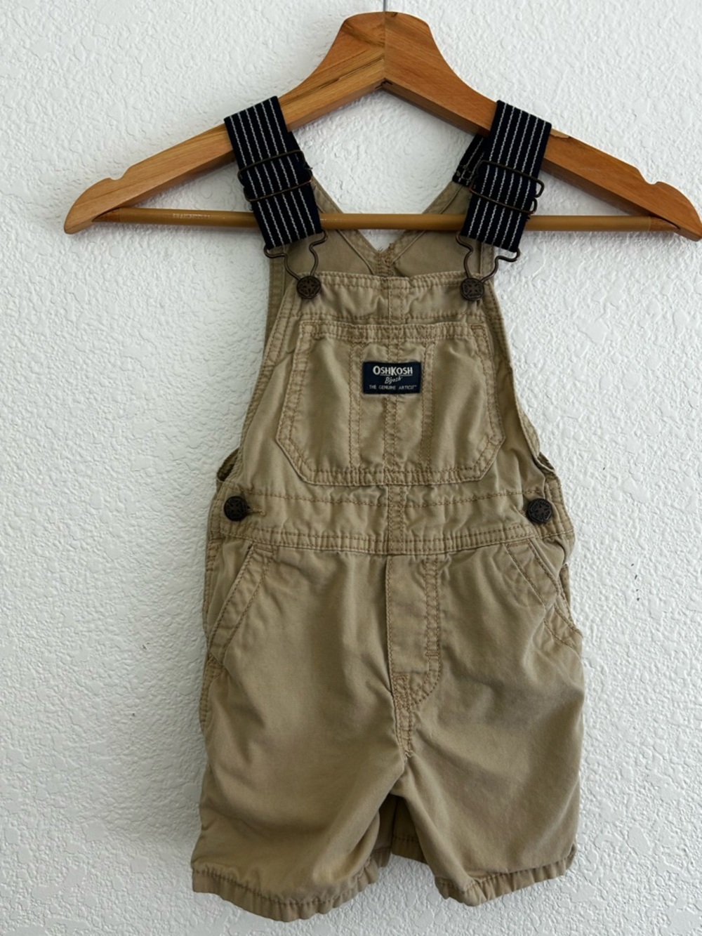 OSH KOSH B’GOSH Size 2T Khaki Cargo Short Overall